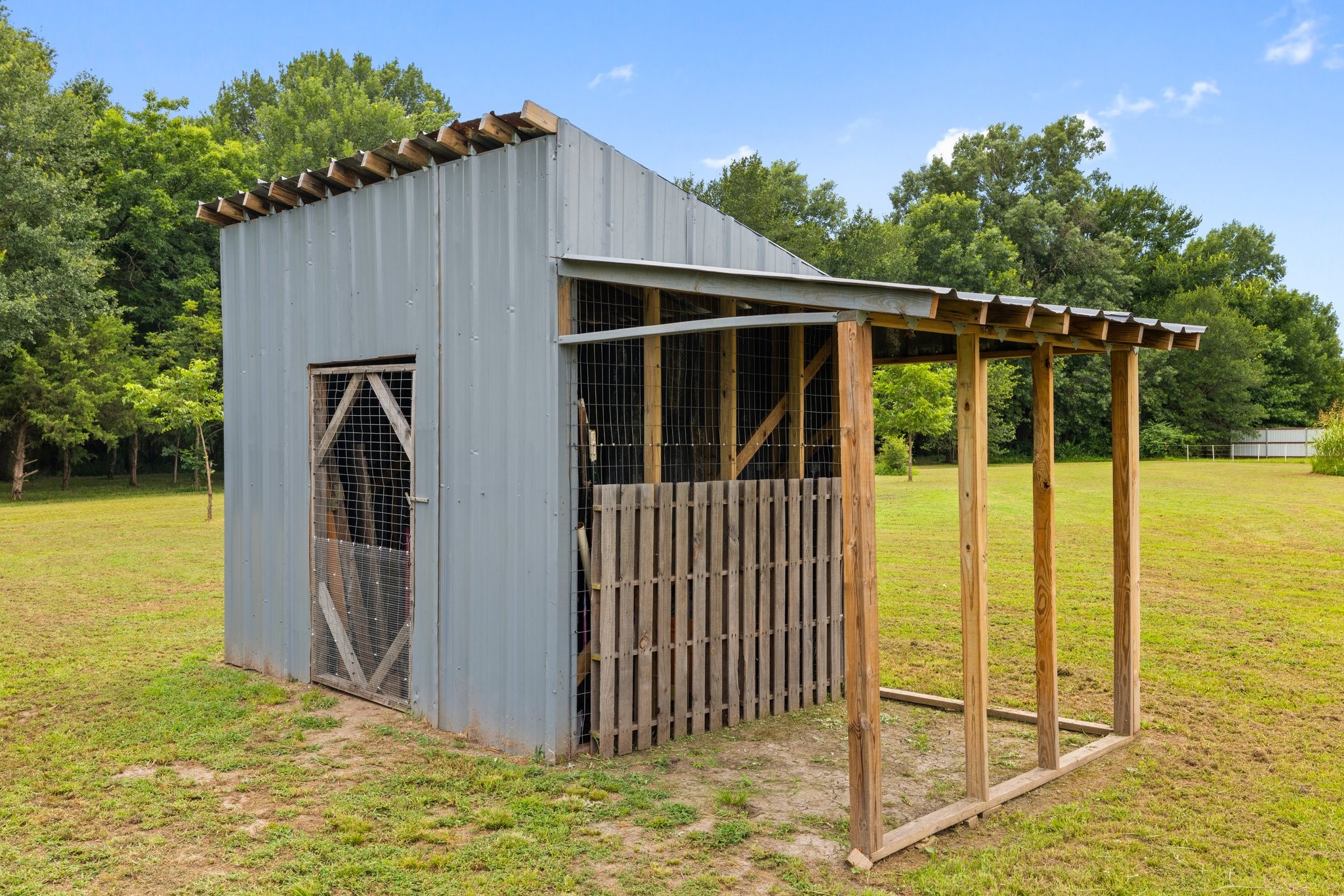 1390 County Road 2850
