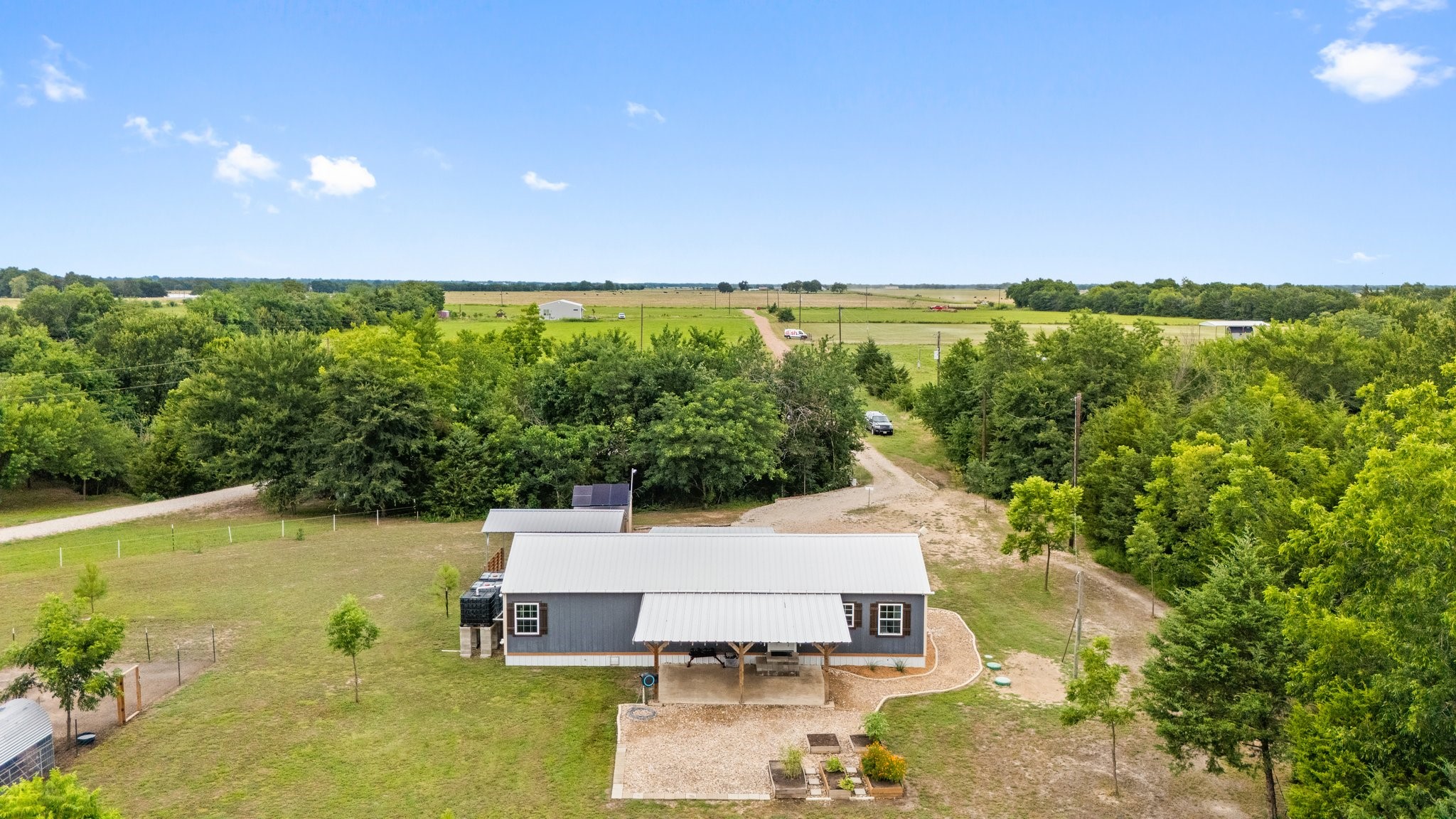 1390 County Road 2850