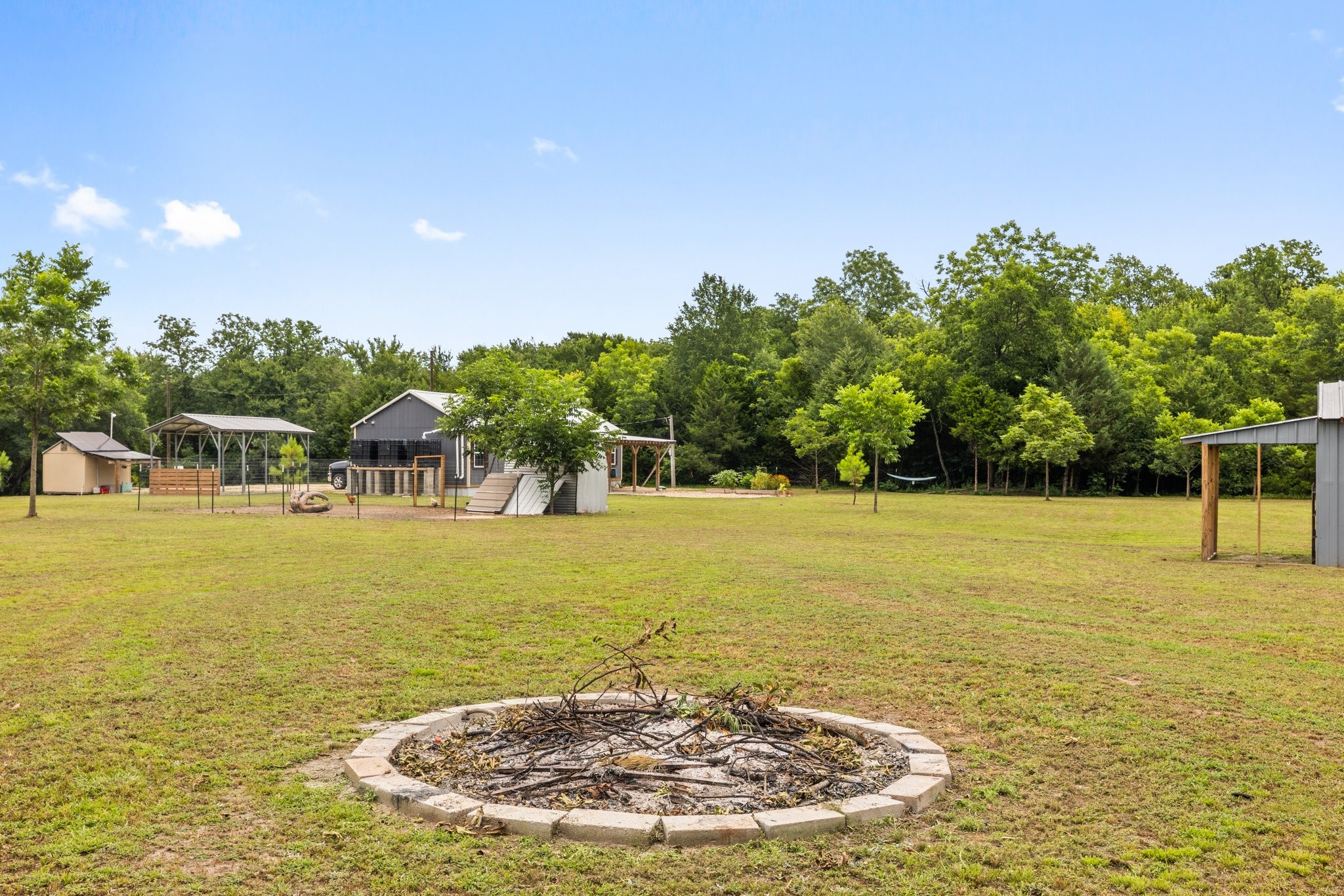 1390 County Road 2850