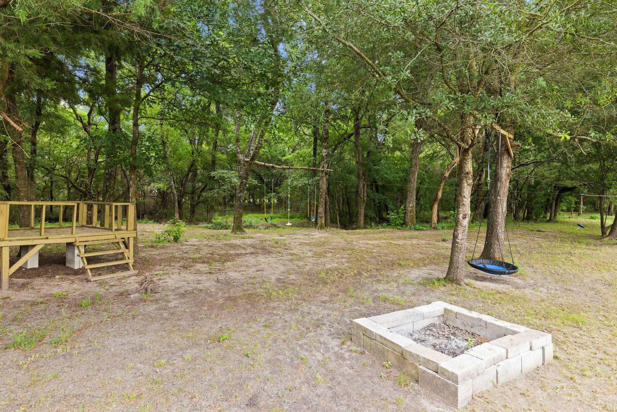 1390 County Road 2850
