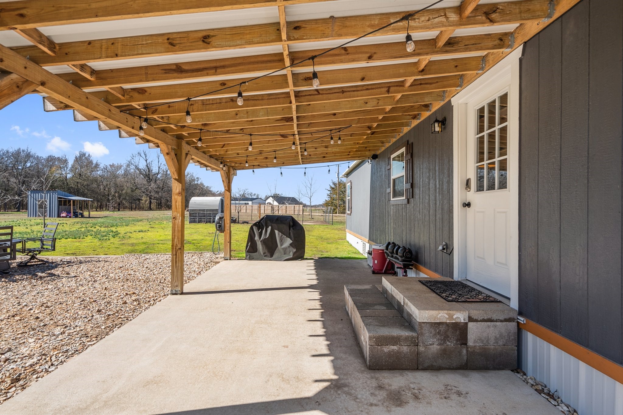 1390 County Road 2850