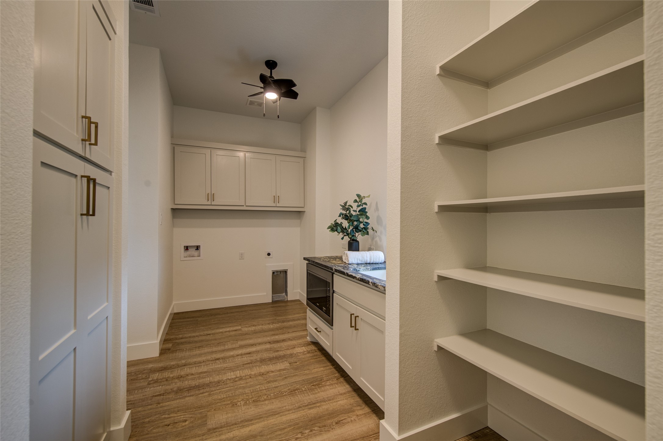 121 Kristina Boulevard