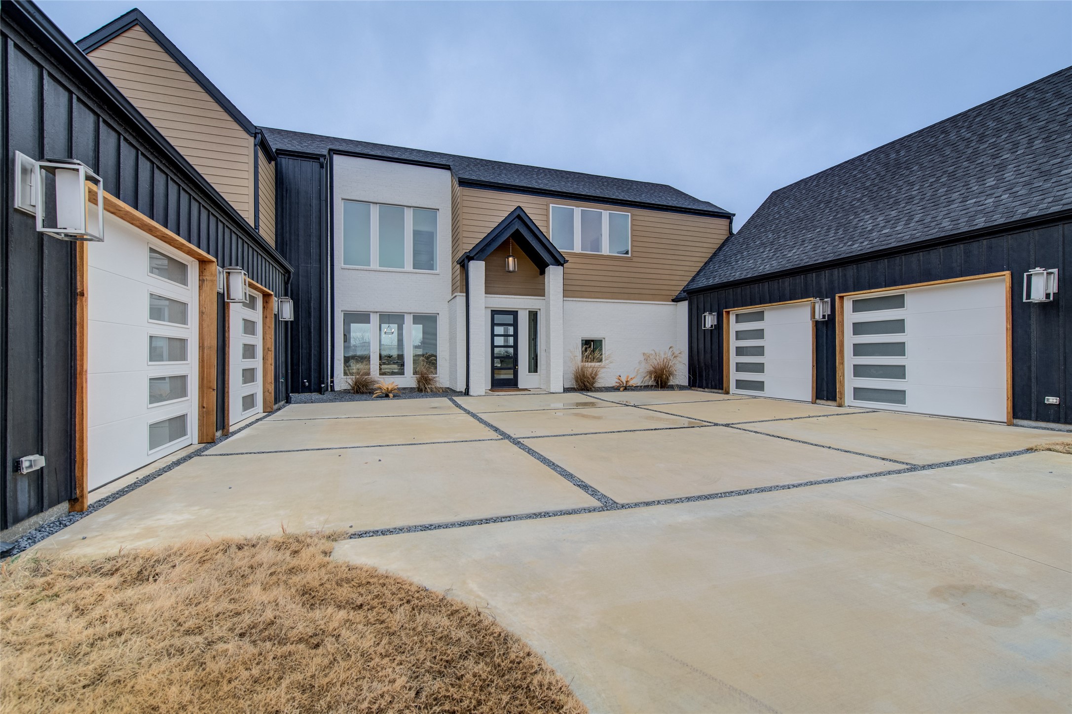 121 Kristina Boulevard