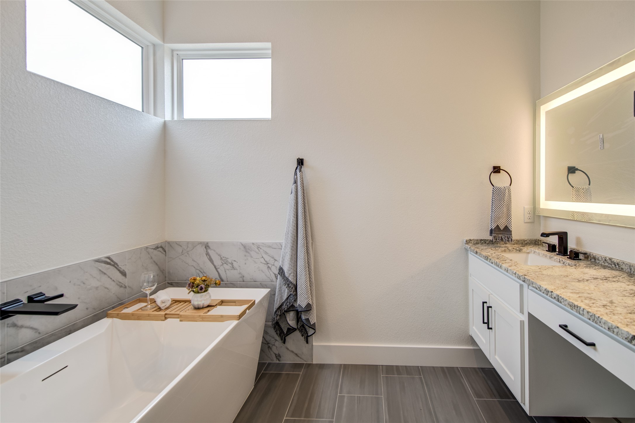 121 Kristina Boulevard