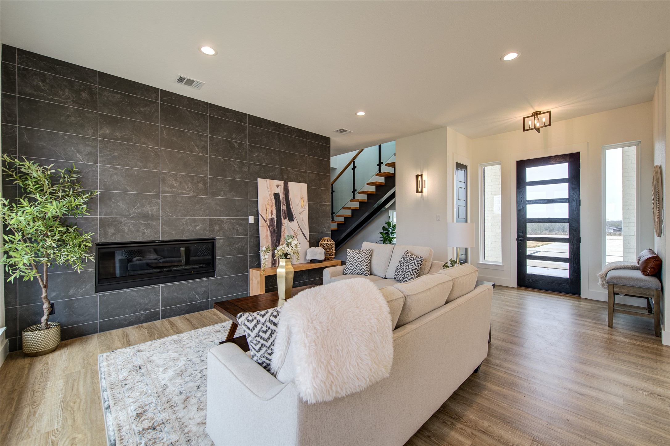 121 Kristina Boulevard