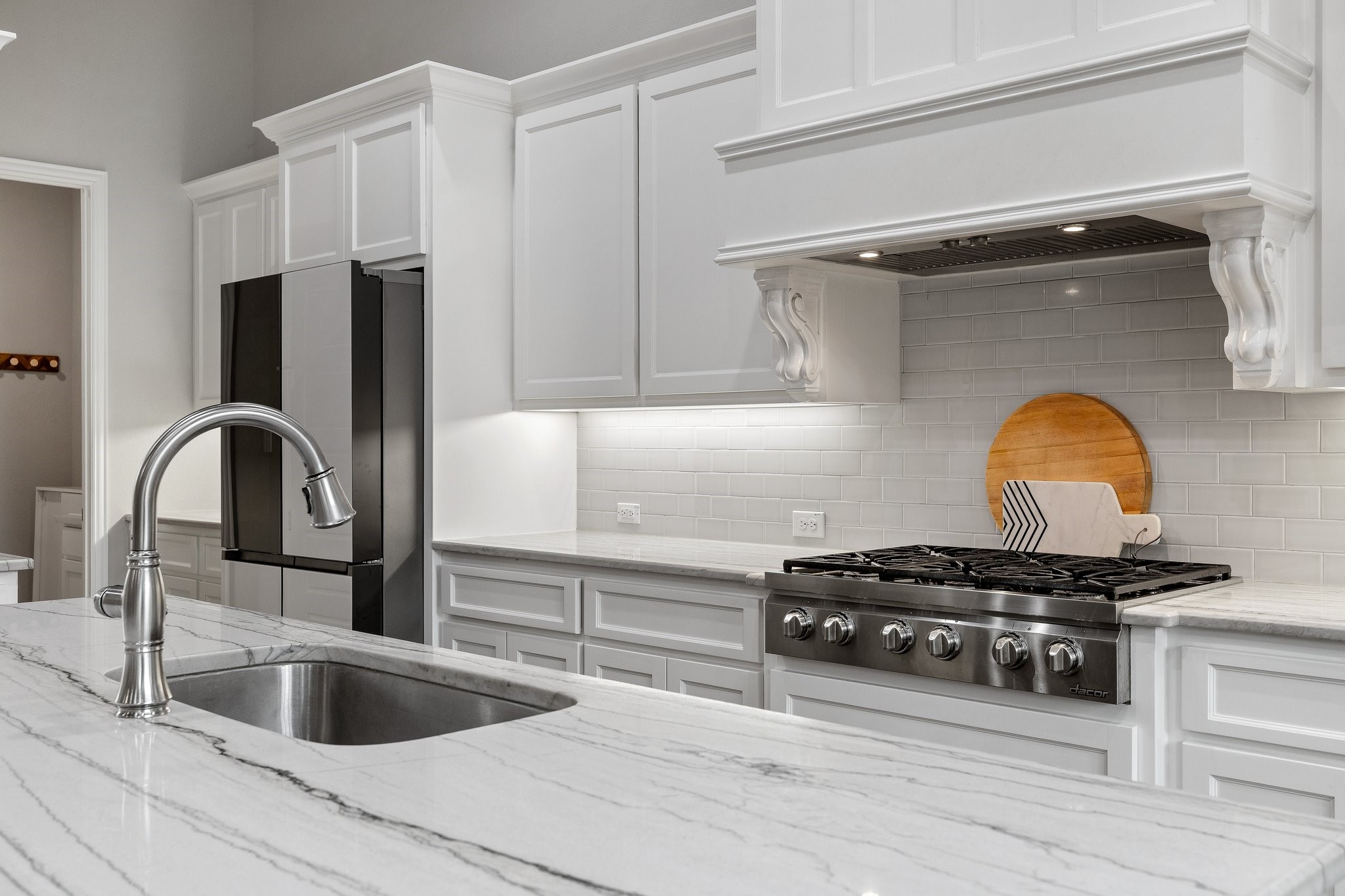 2710 Seabiscuit Road