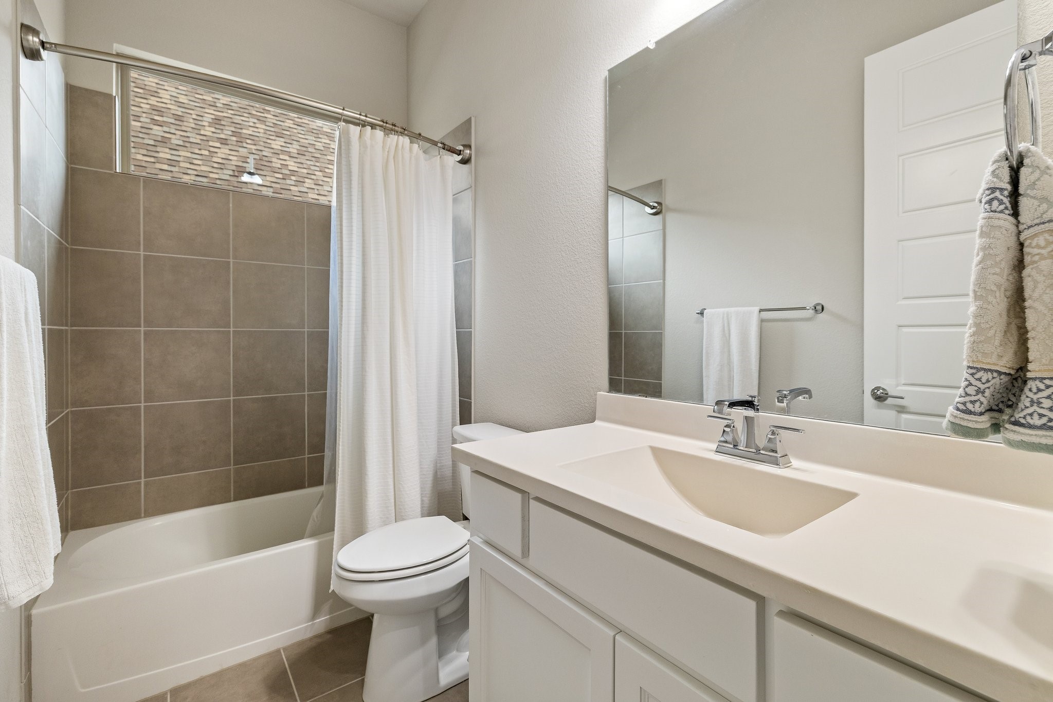 2710 Seabiscuit Road