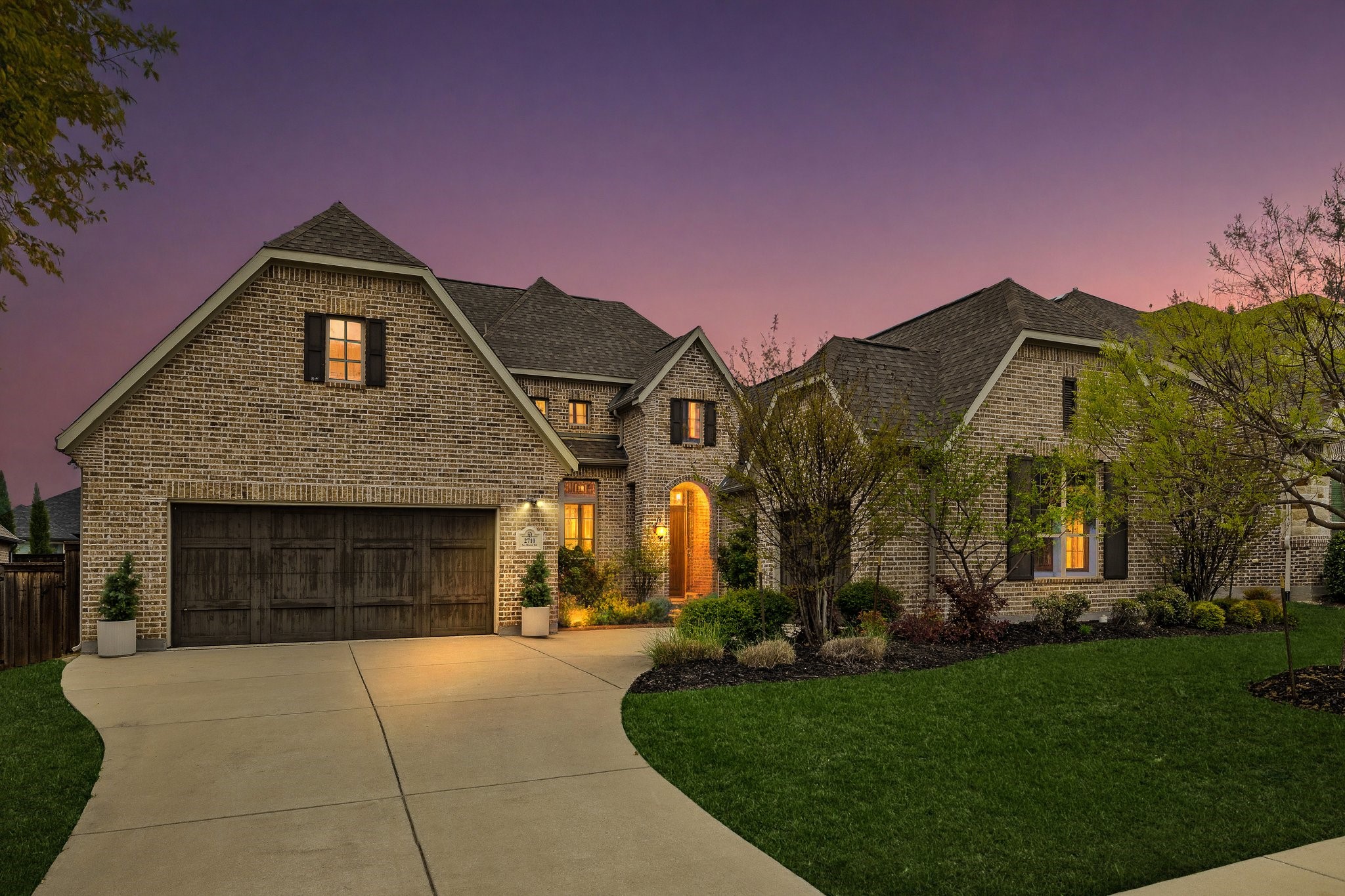 2710 Seabiscuit Road