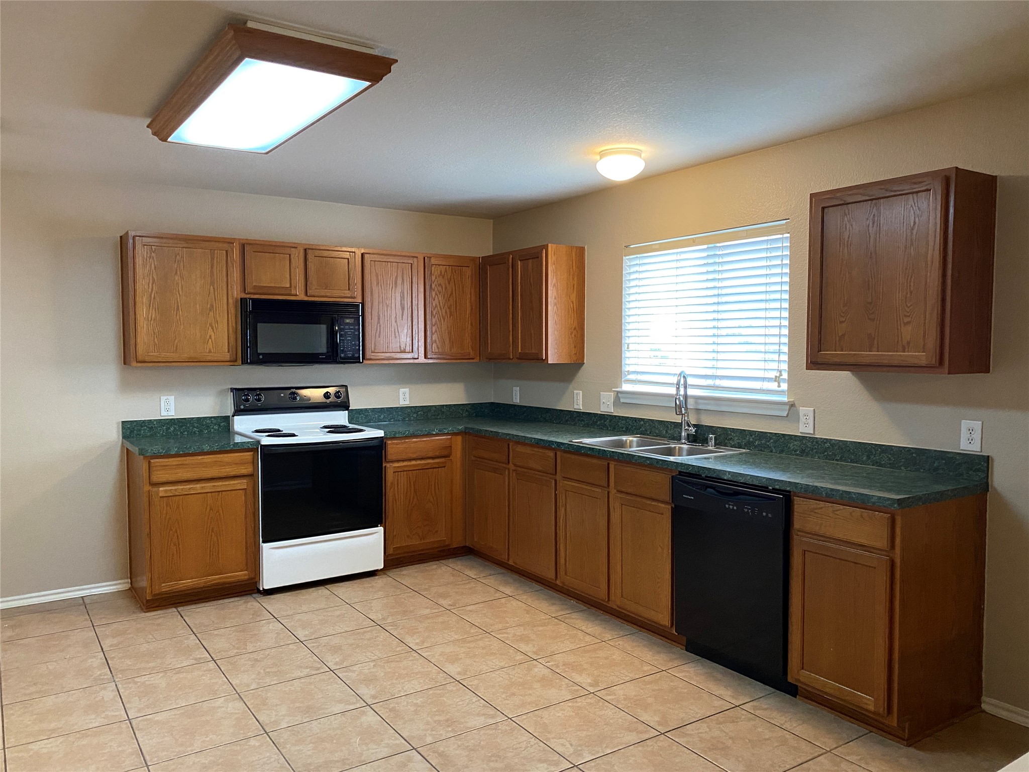 2622 Buckskin Drive