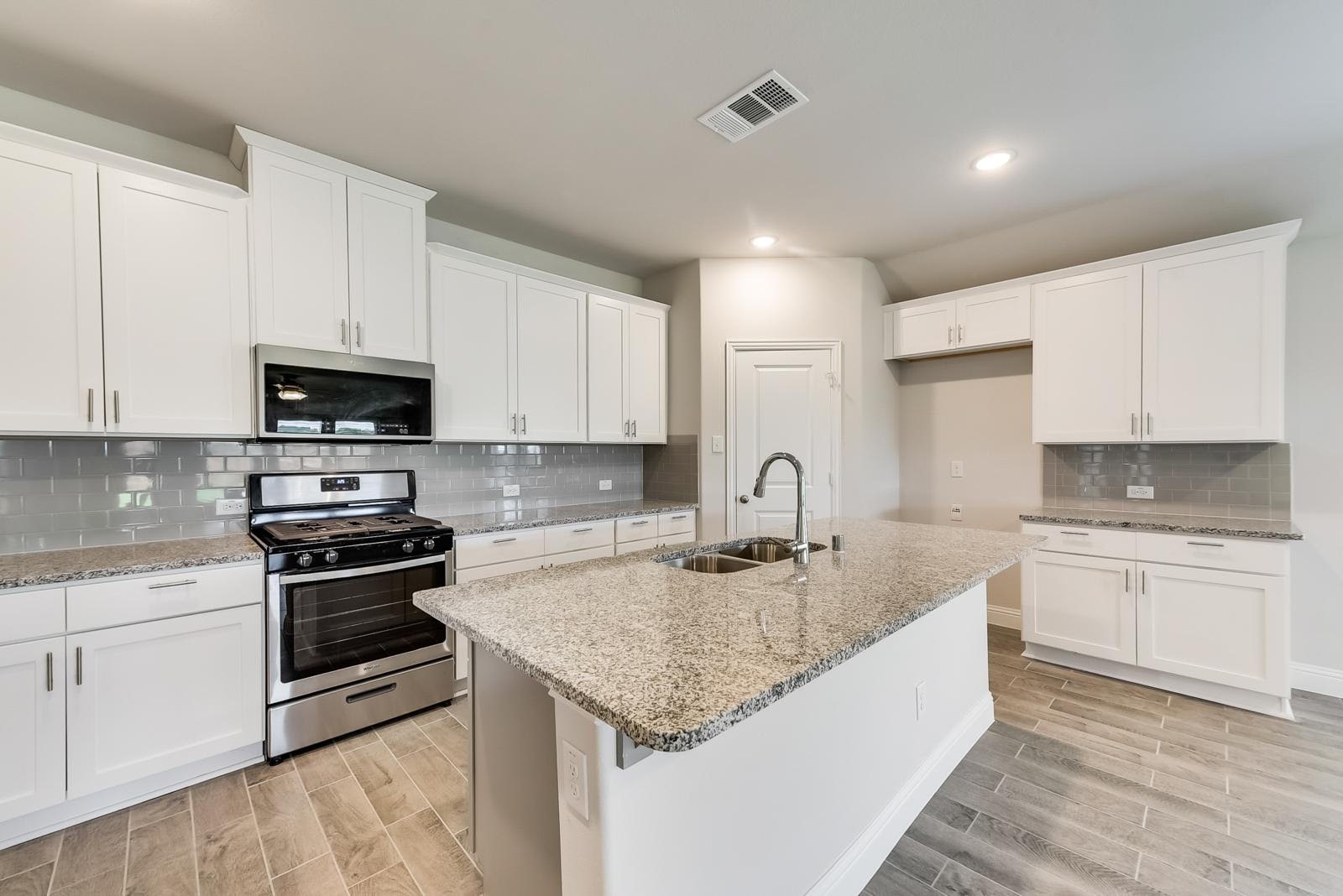 3504 Lillian Court