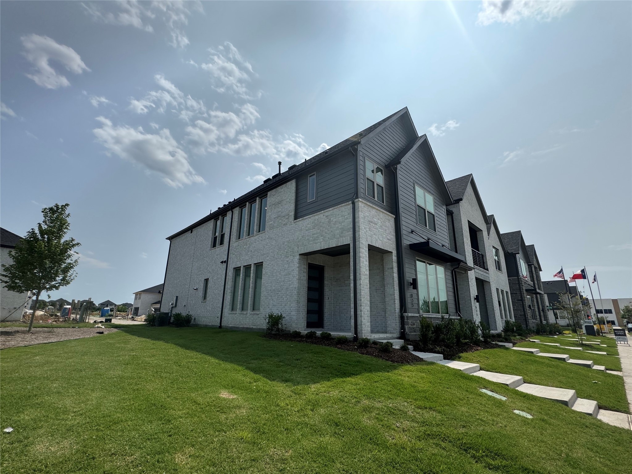 833 Lennox Drive