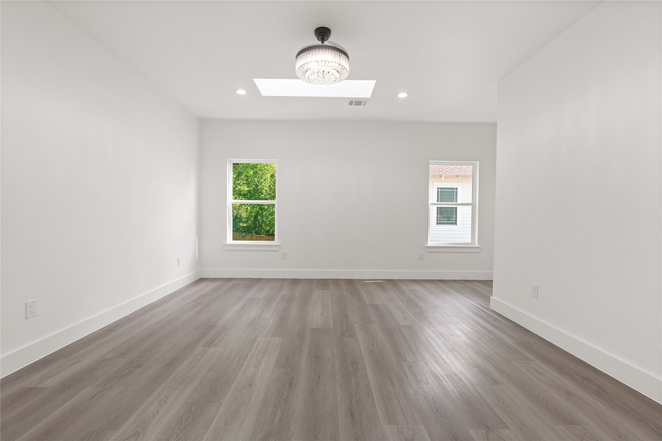 403 S Kentucky Street