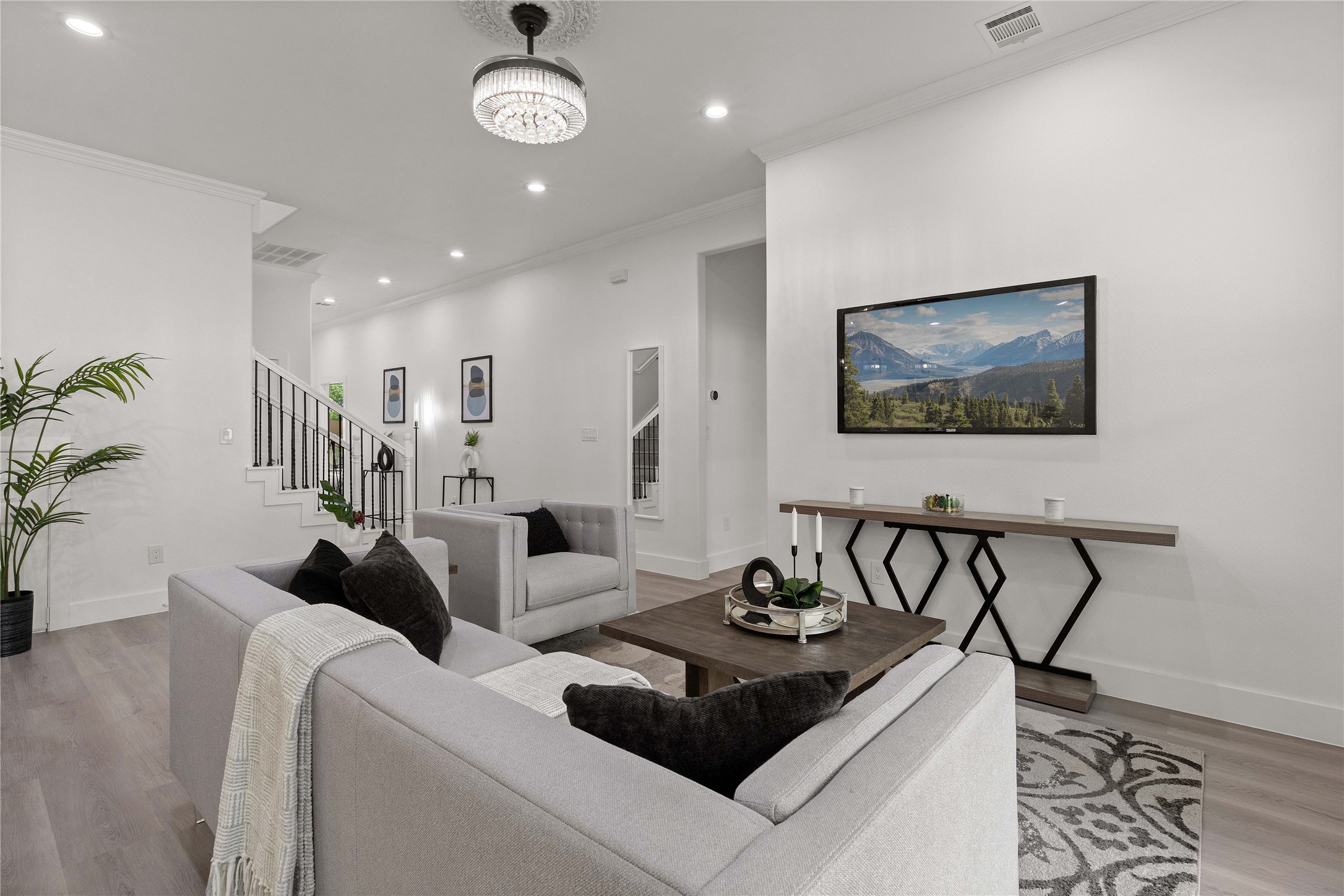 403 S Kentucky Street