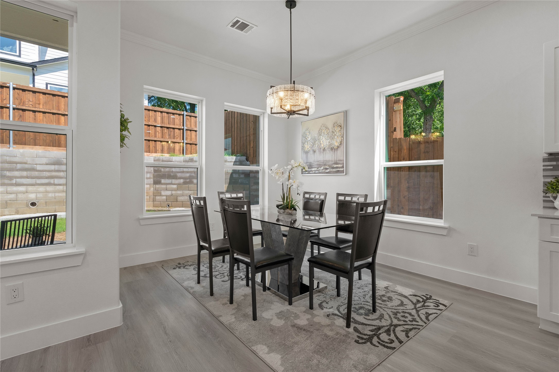 403 S Kentucky Street