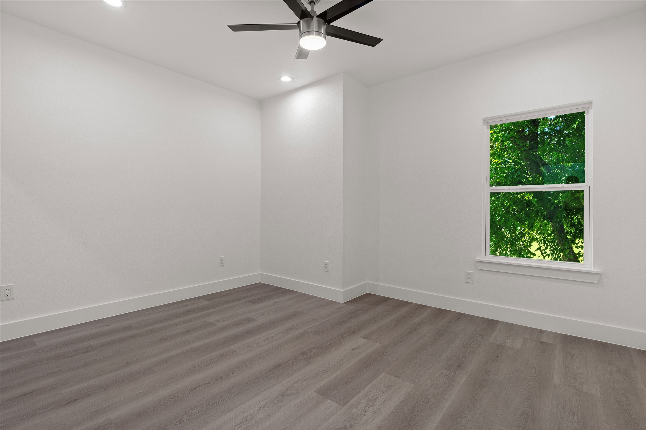 403 S Kentucky Street