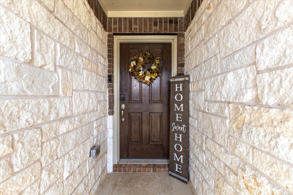 2408 Buchanan Lane