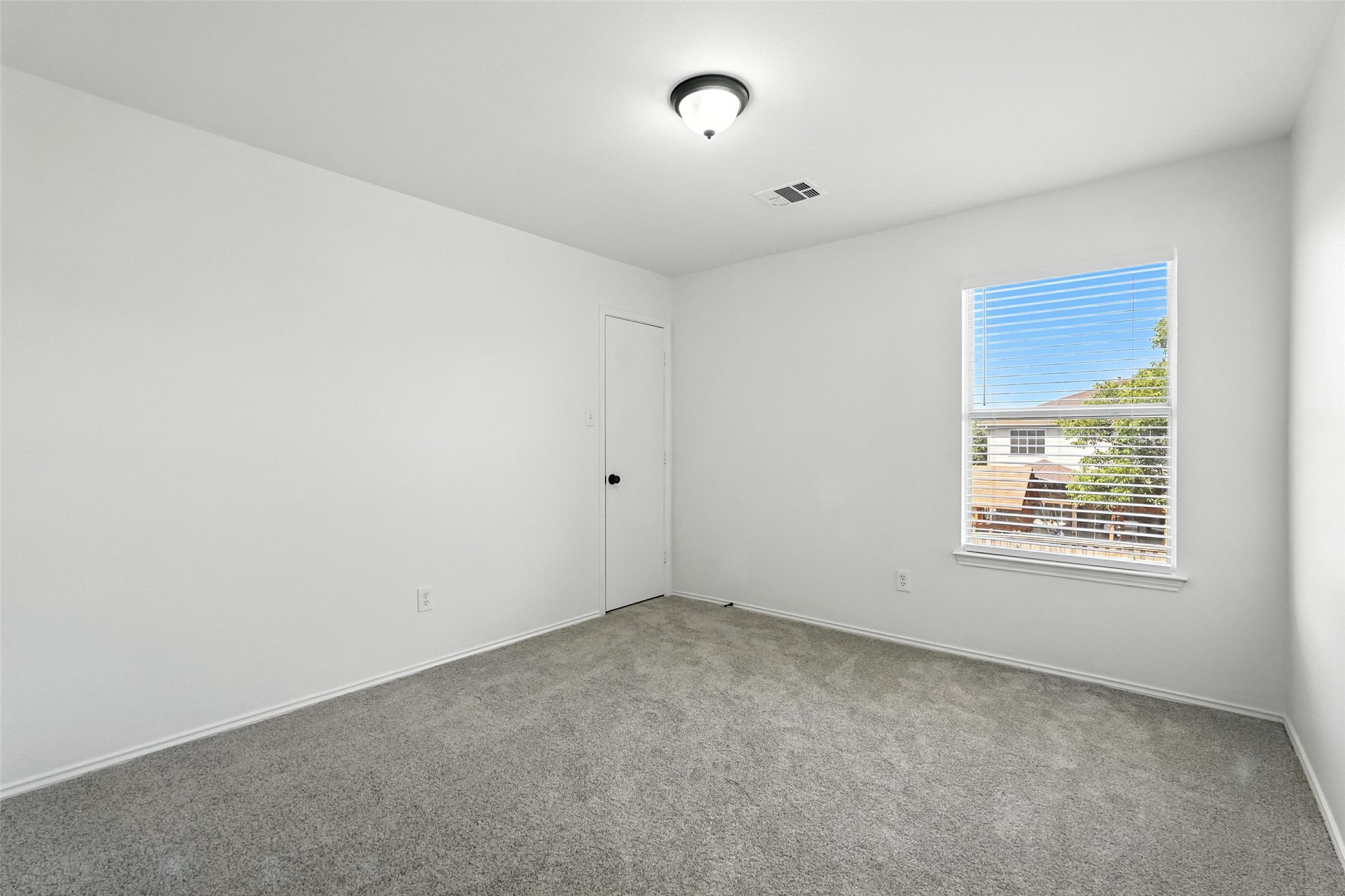 2201 Spruce Circle