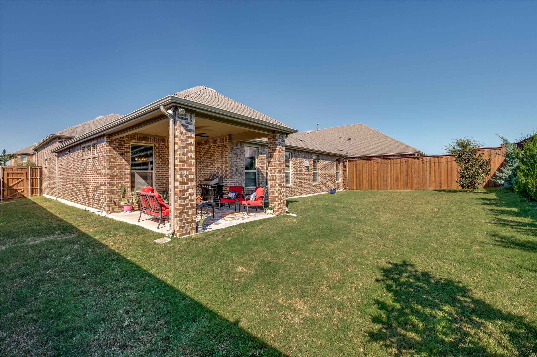 2901 Log Cabin Drive