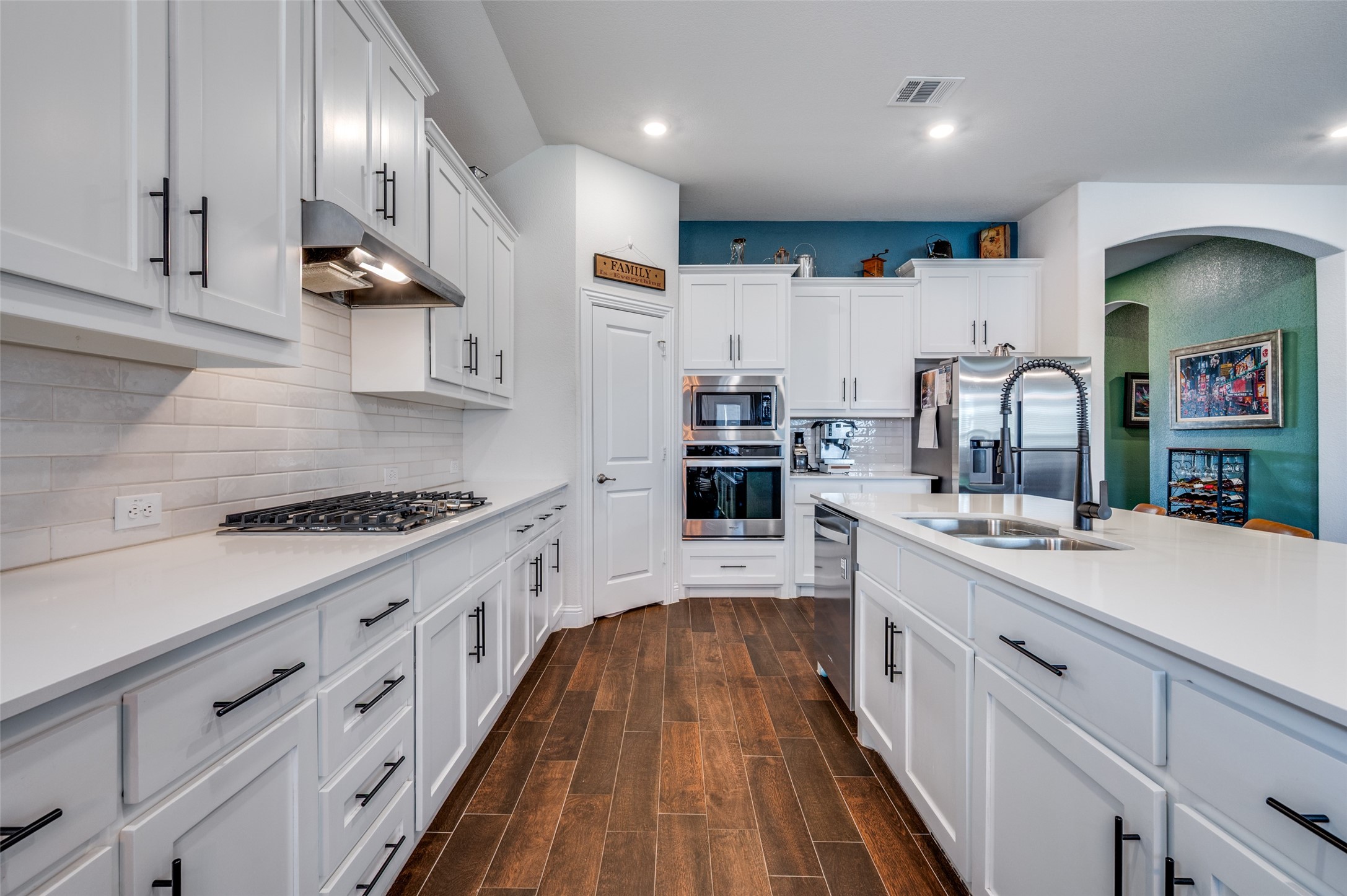 2901 Log Cabin Drive