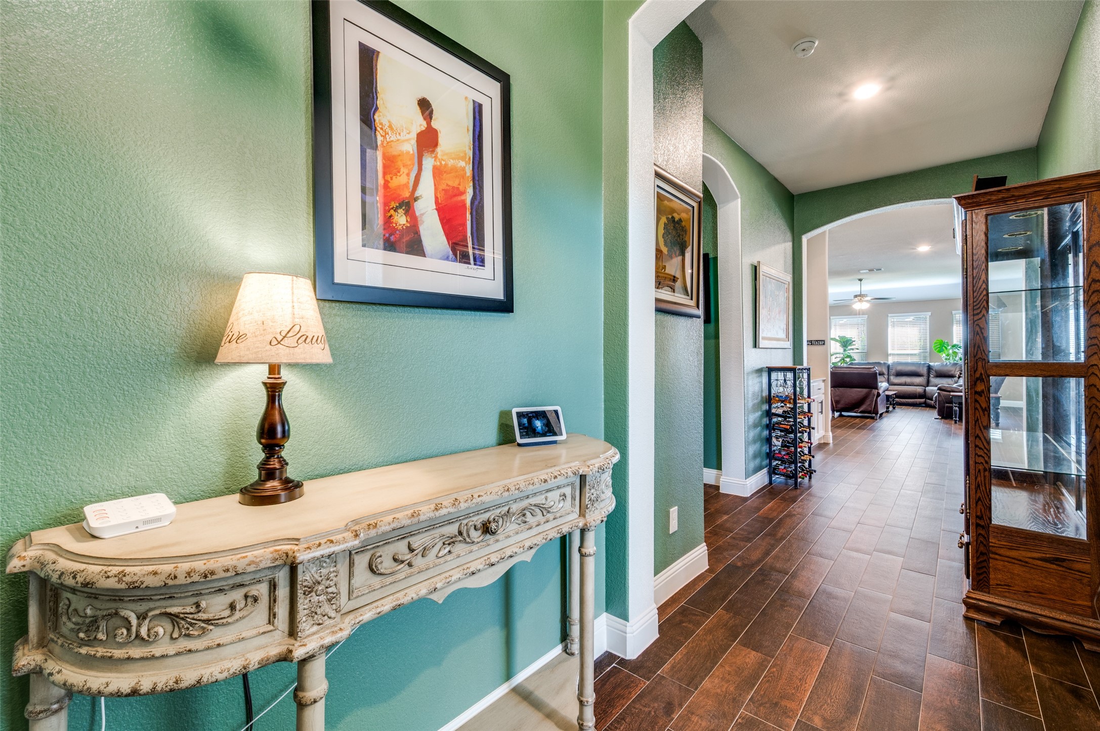 2901 Log Cabin Drive