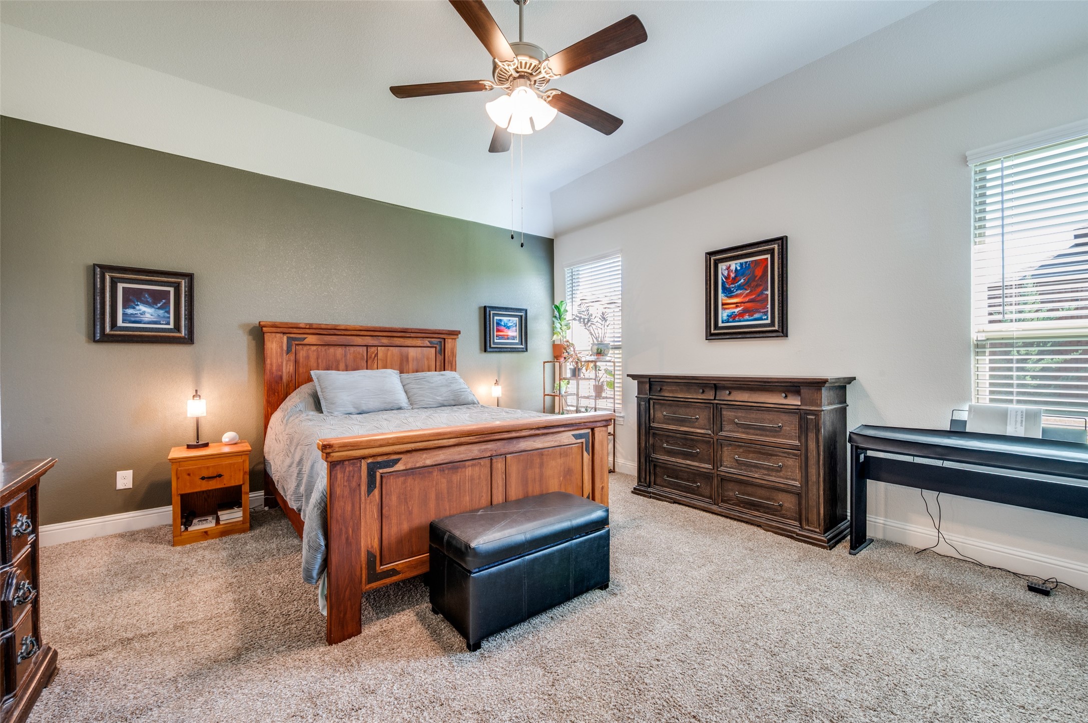 2901 Log Cabin Drive