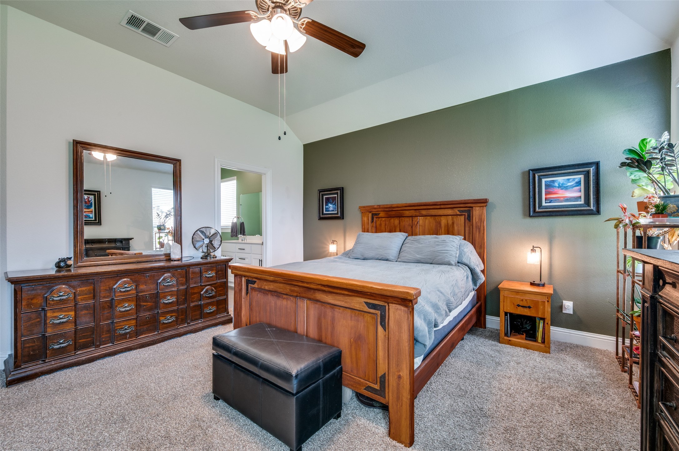 2901 Log Cabin Drive