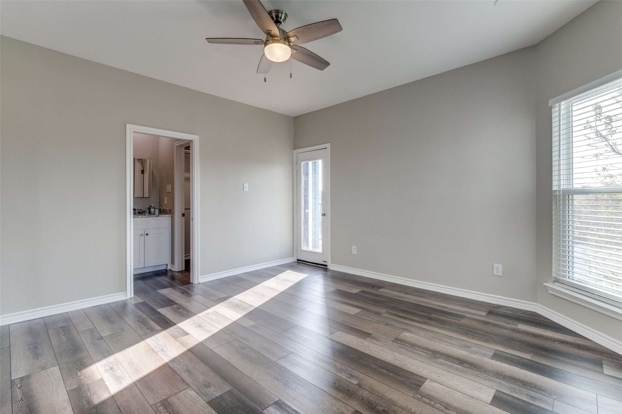 2164 Tanglewood Boulevard D 210
