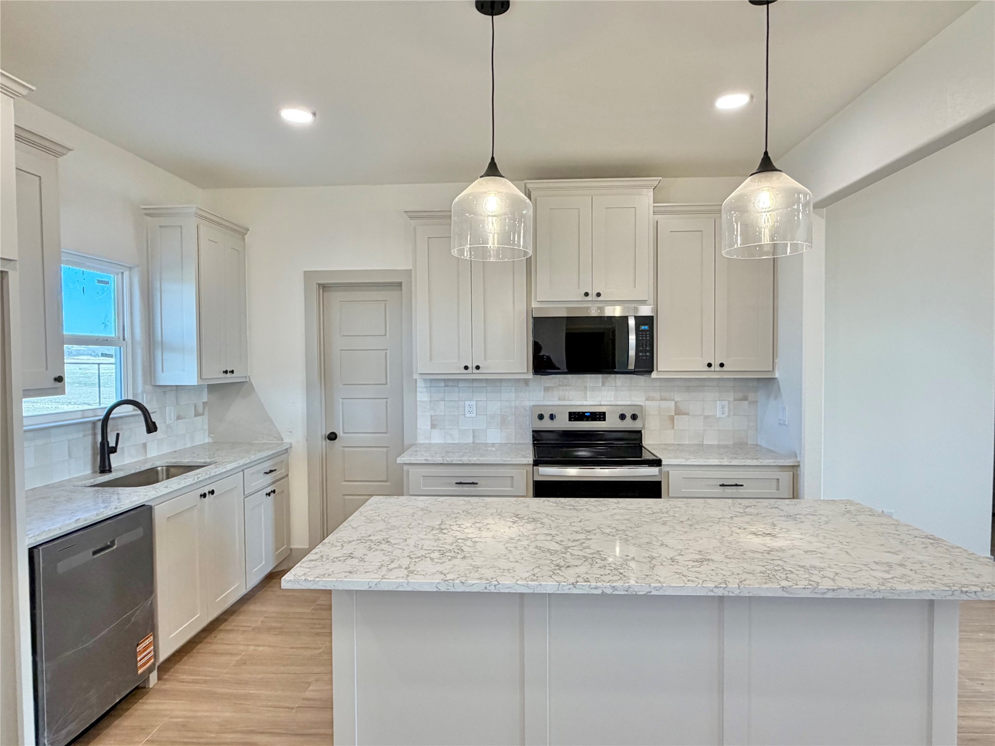 1009 Sabrina Court