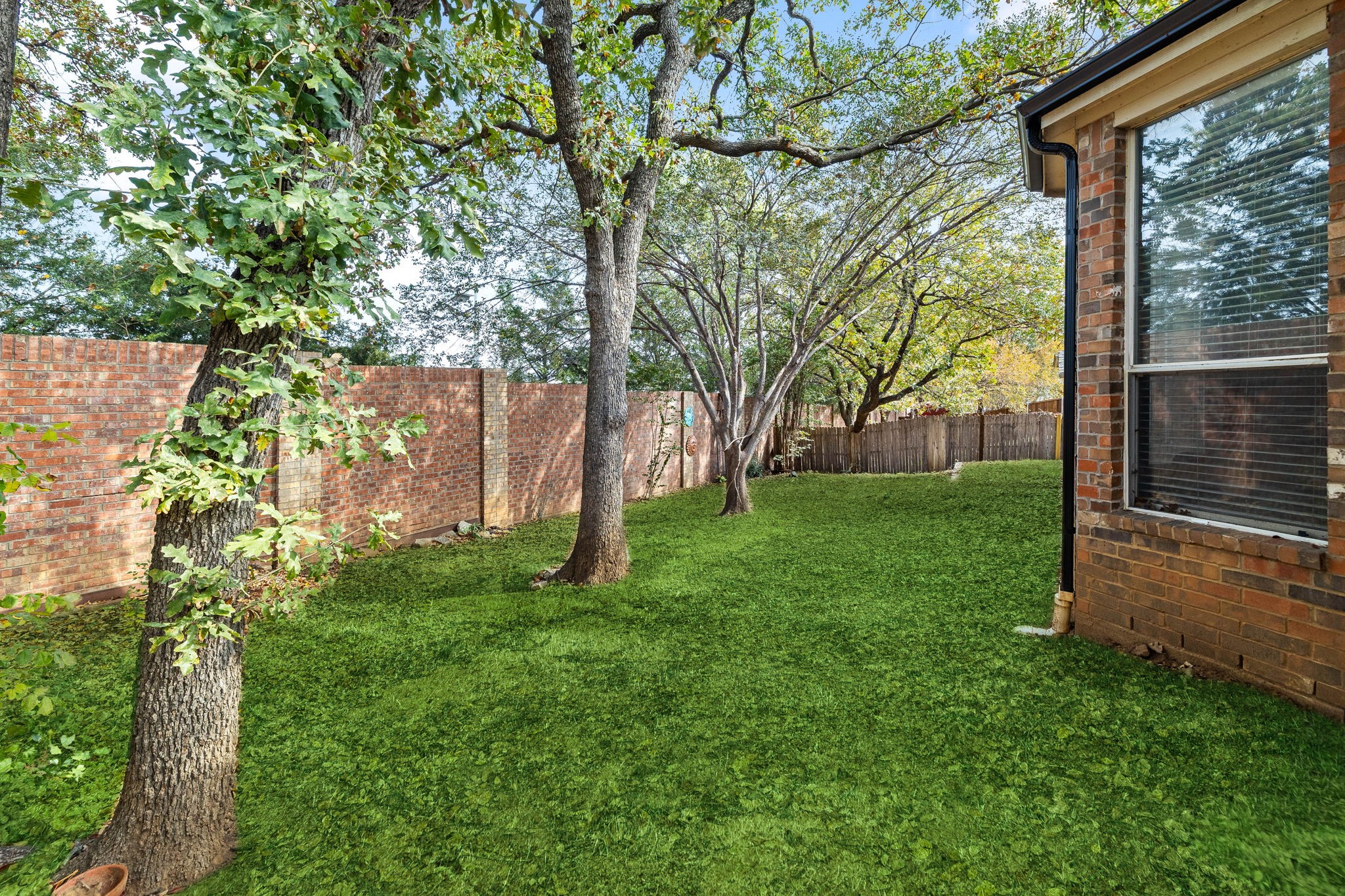 2001 Fair Oaks Circle