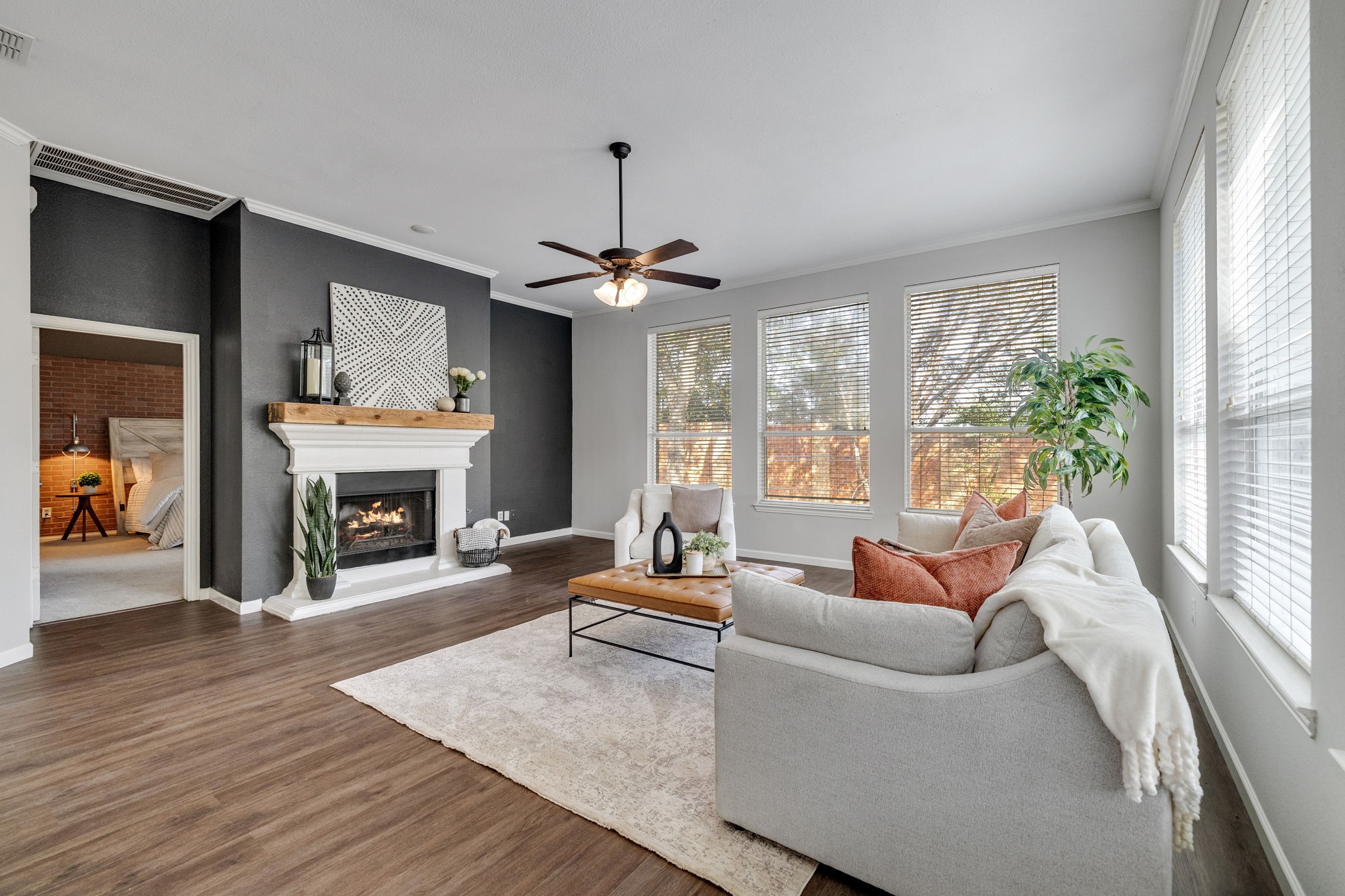 2001 Fair Oaks Circle