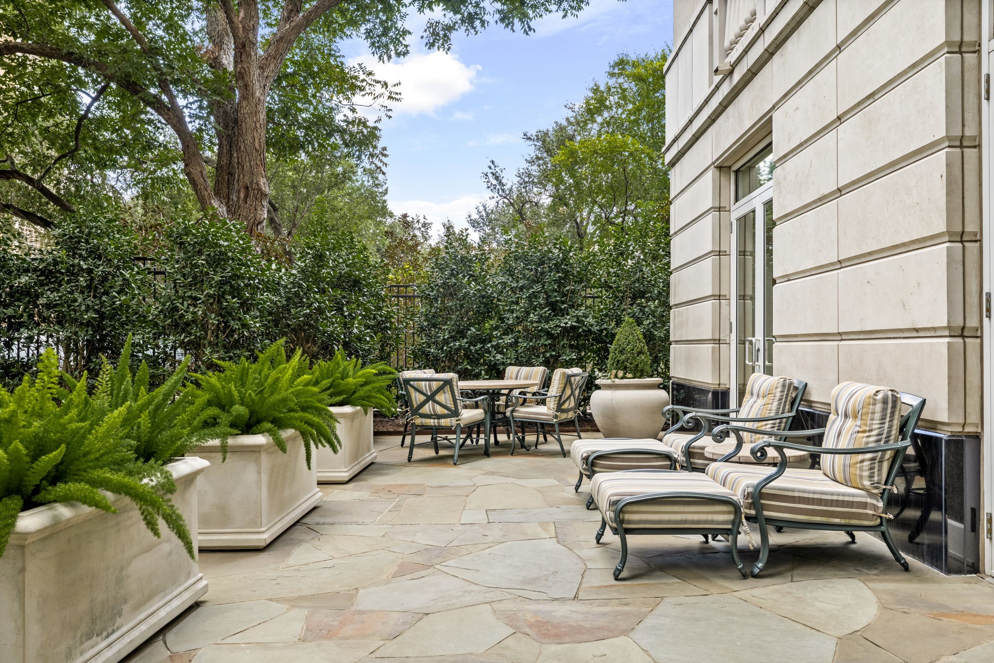 3505 Turtle Creek Boulevard 8B