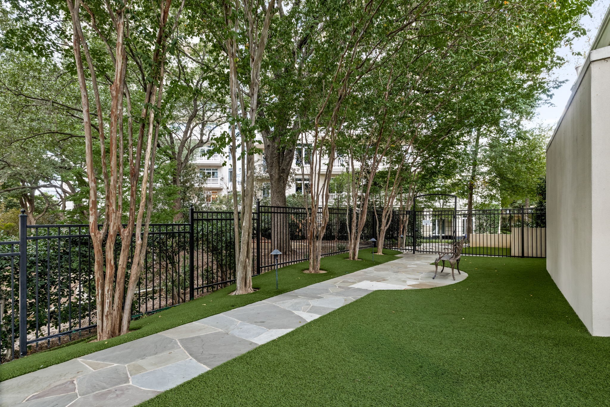 3505 Turtle Creek Boulevard 8B