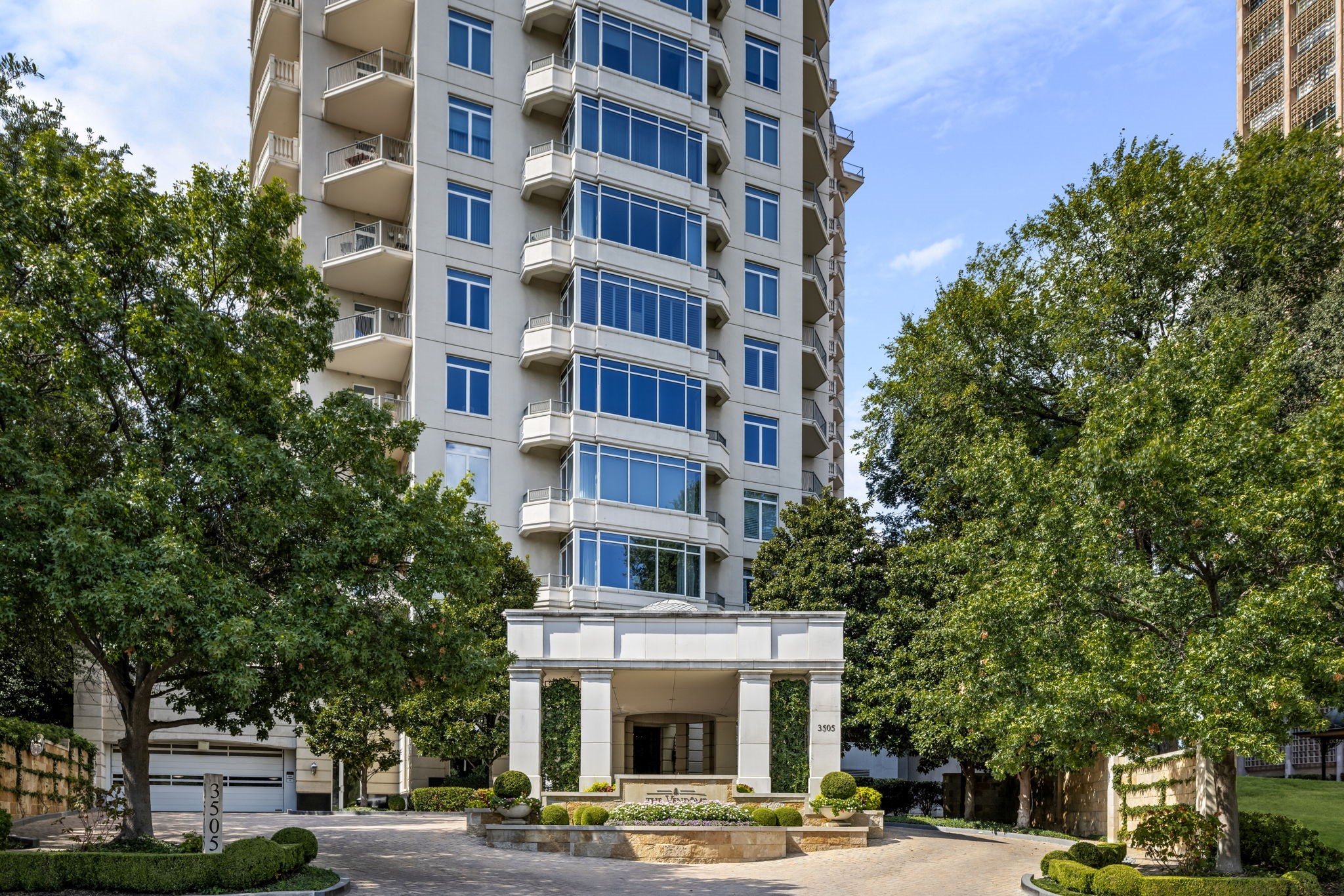 3505 Turtle Creek Boulevard 8B