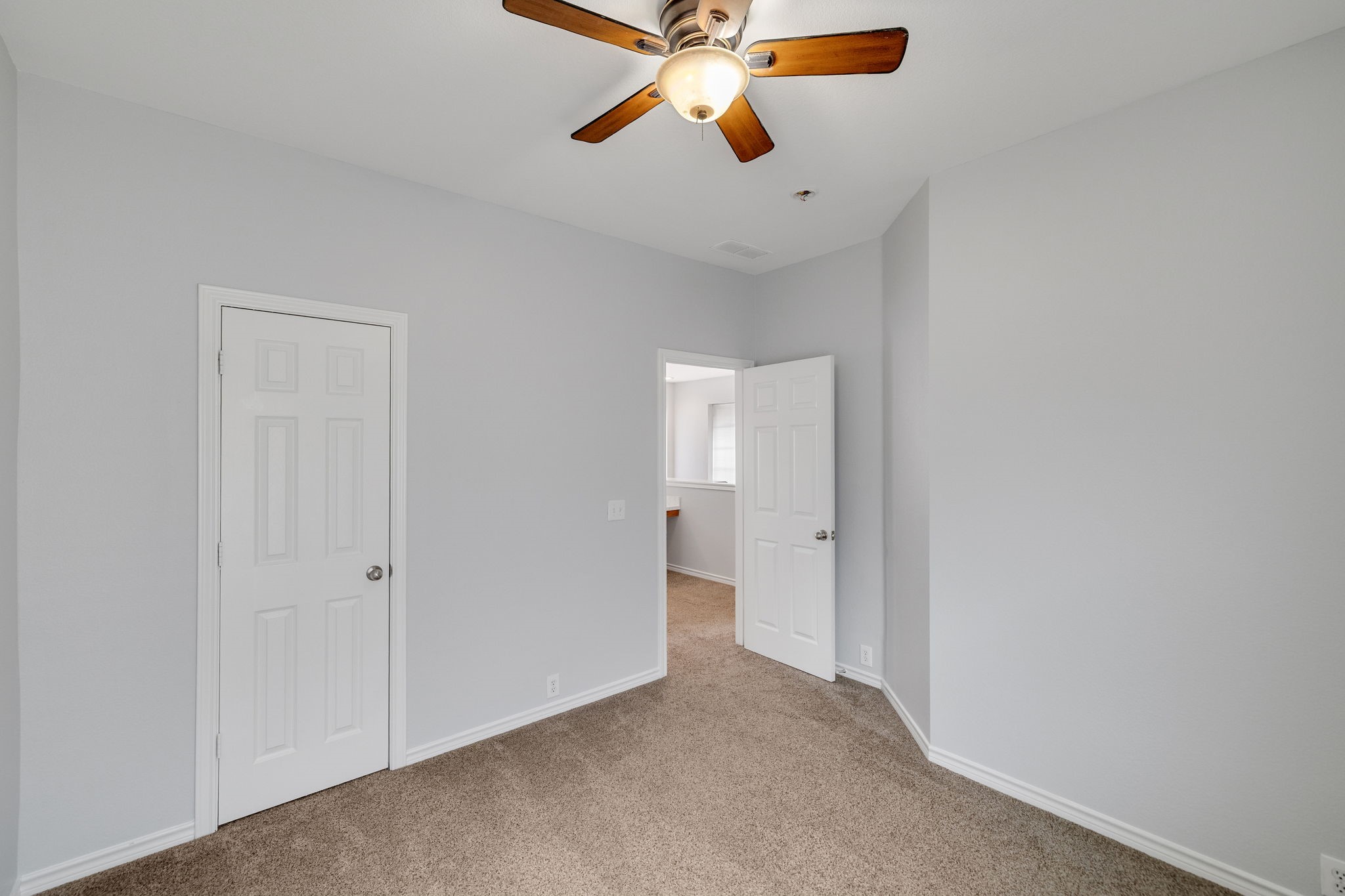 7453 Saddlehorn Drive