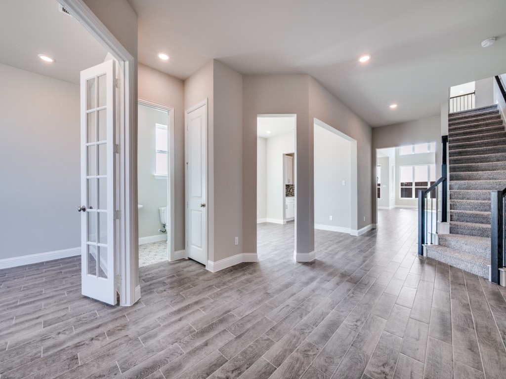 432 Cavalli Drive NE