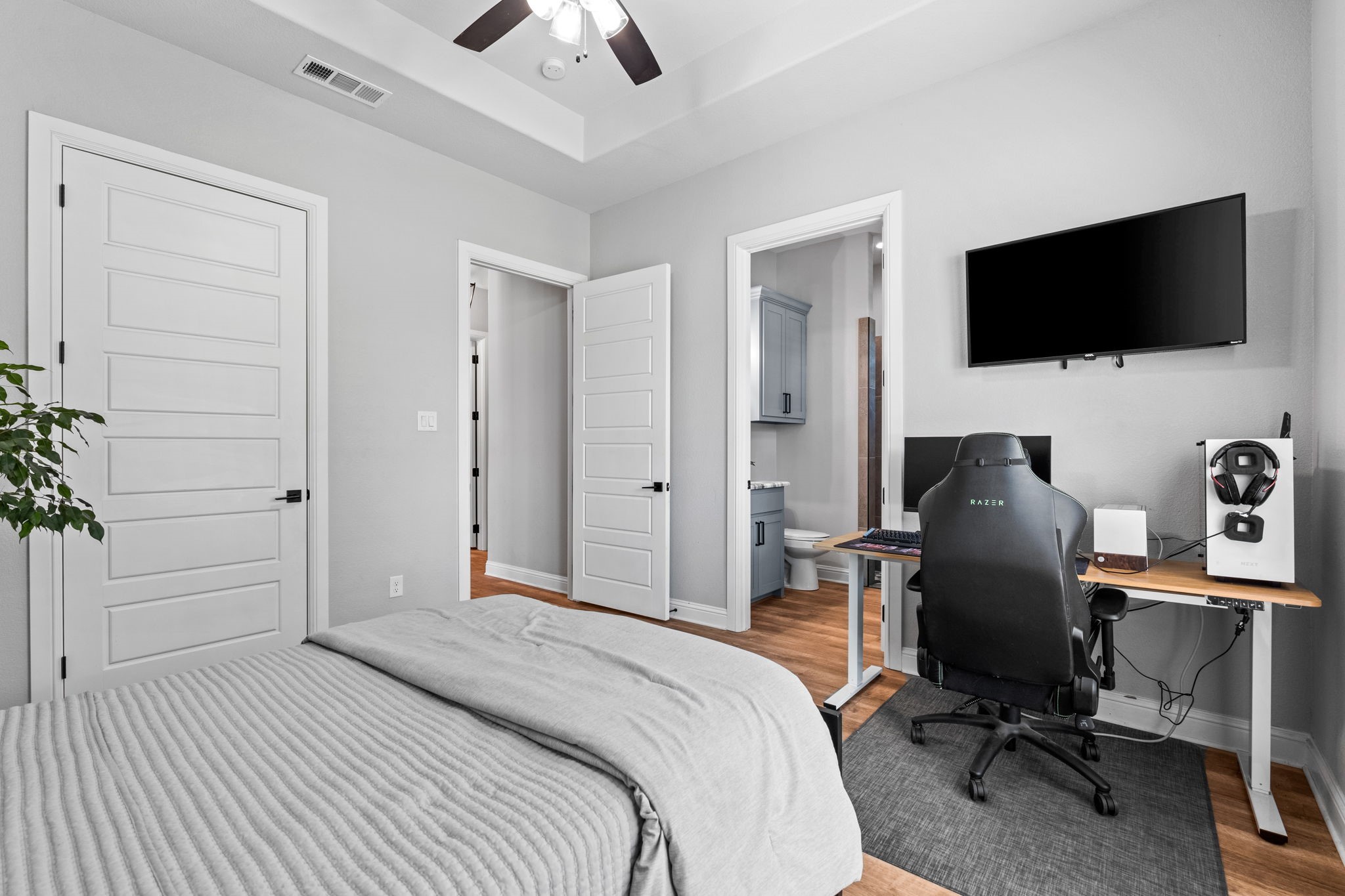 6707 Anchor Point