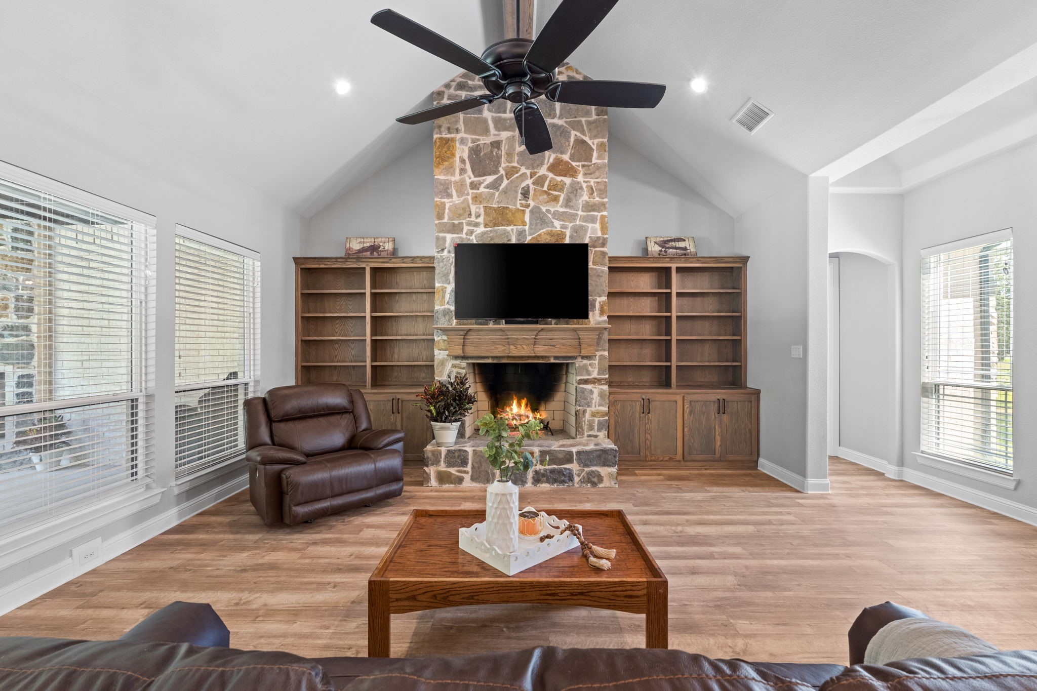 6707 Anchor Point