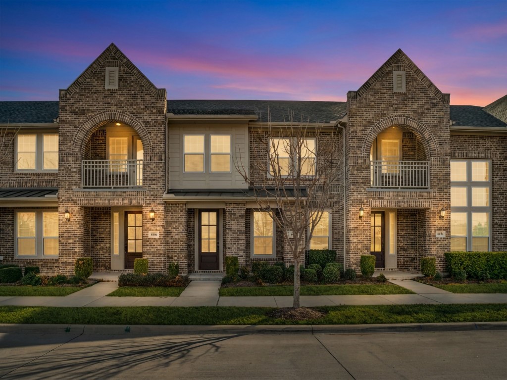 4868 Woodruff Way