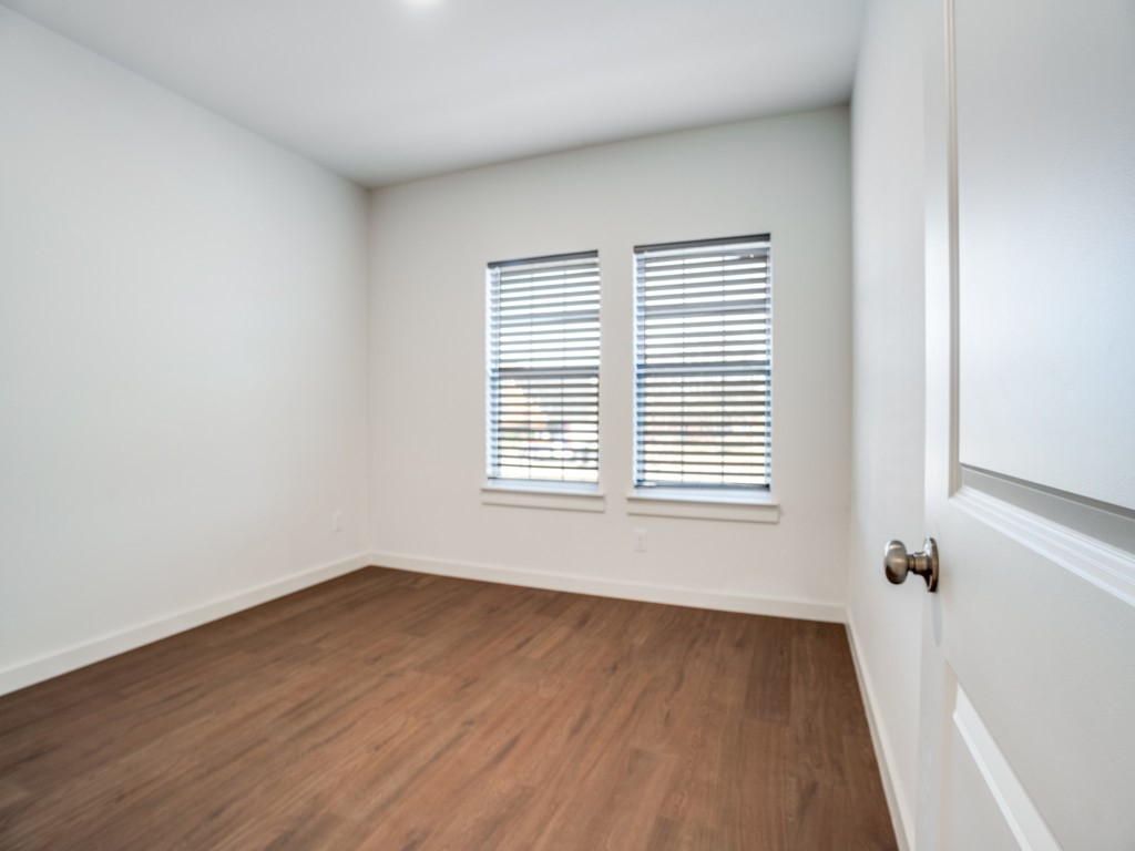 4868 Woodruff Way