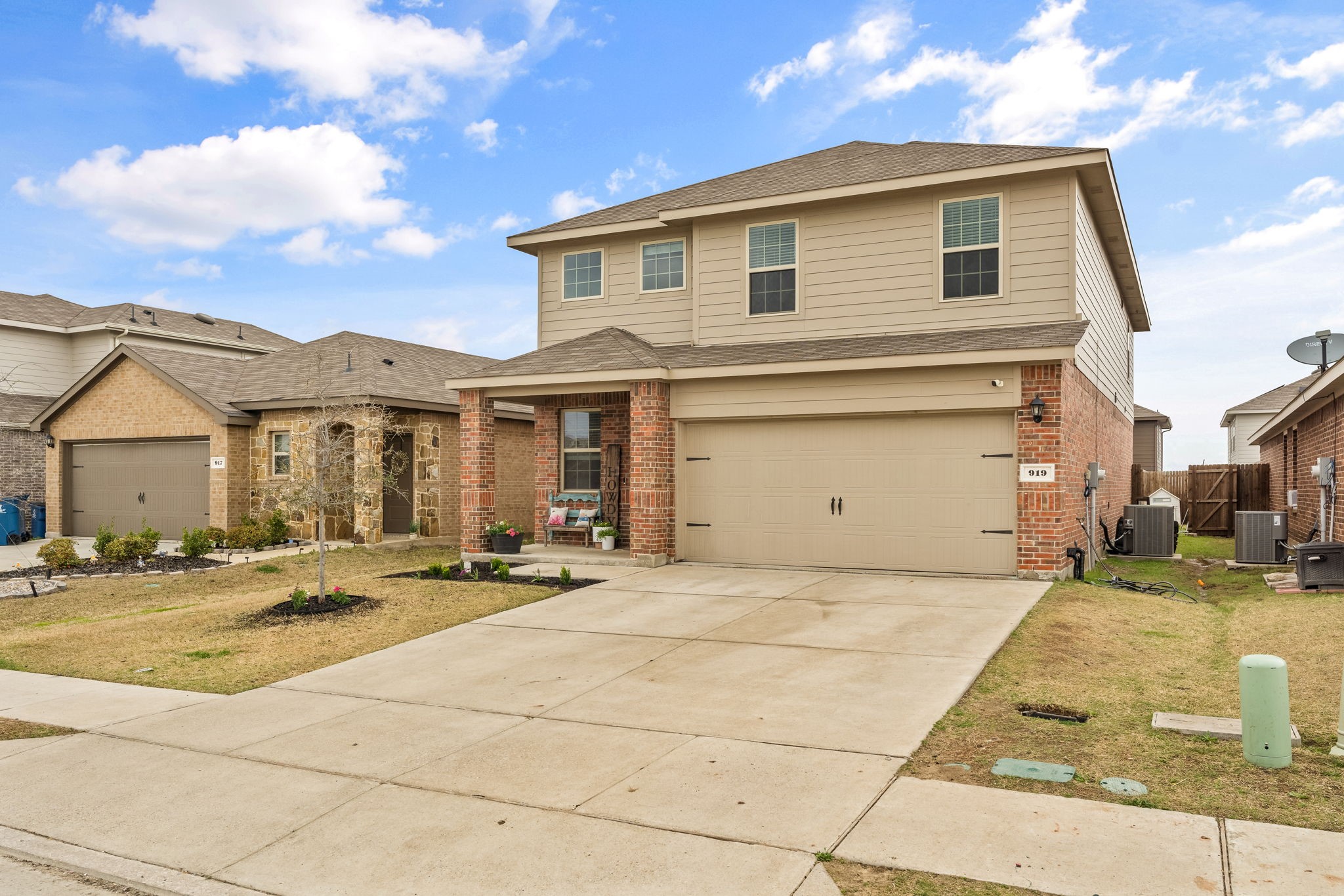 919 Sunrise Lane