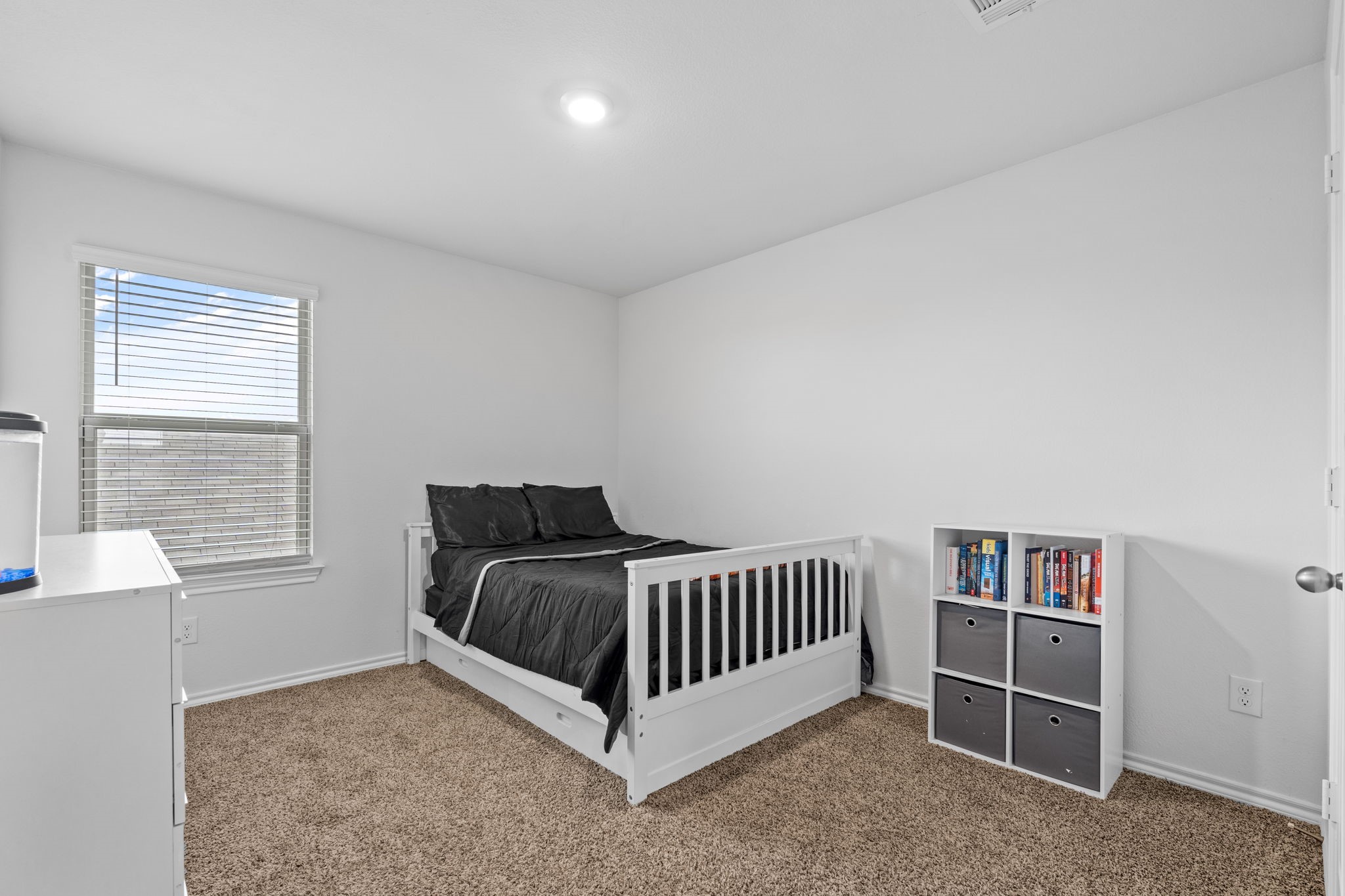919 Sunrise Lane