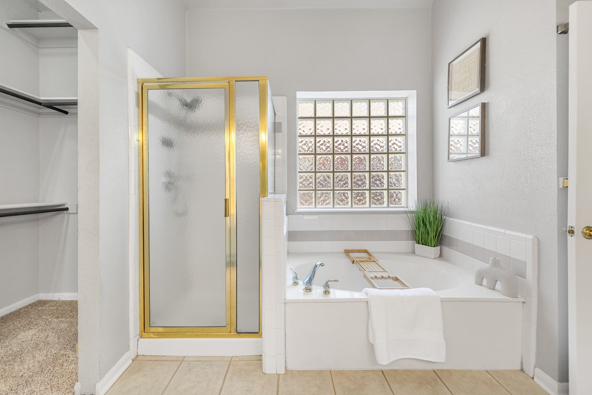 7621 Brookview Drive