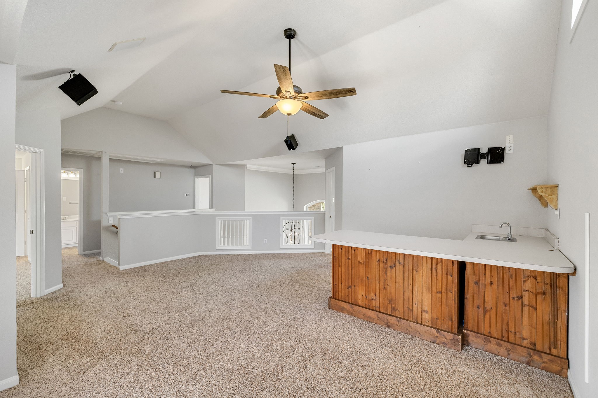 7621 Brookview Drive