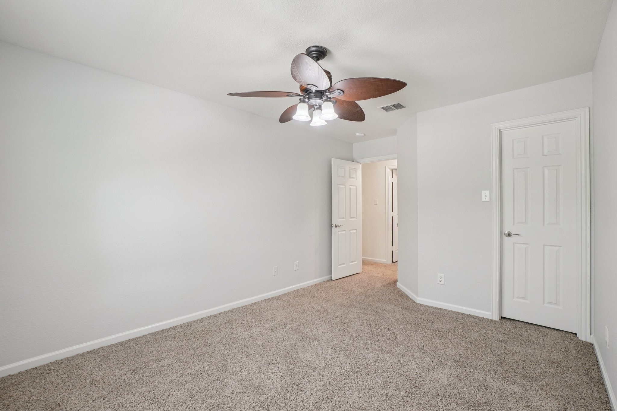 841 Brittany Way
