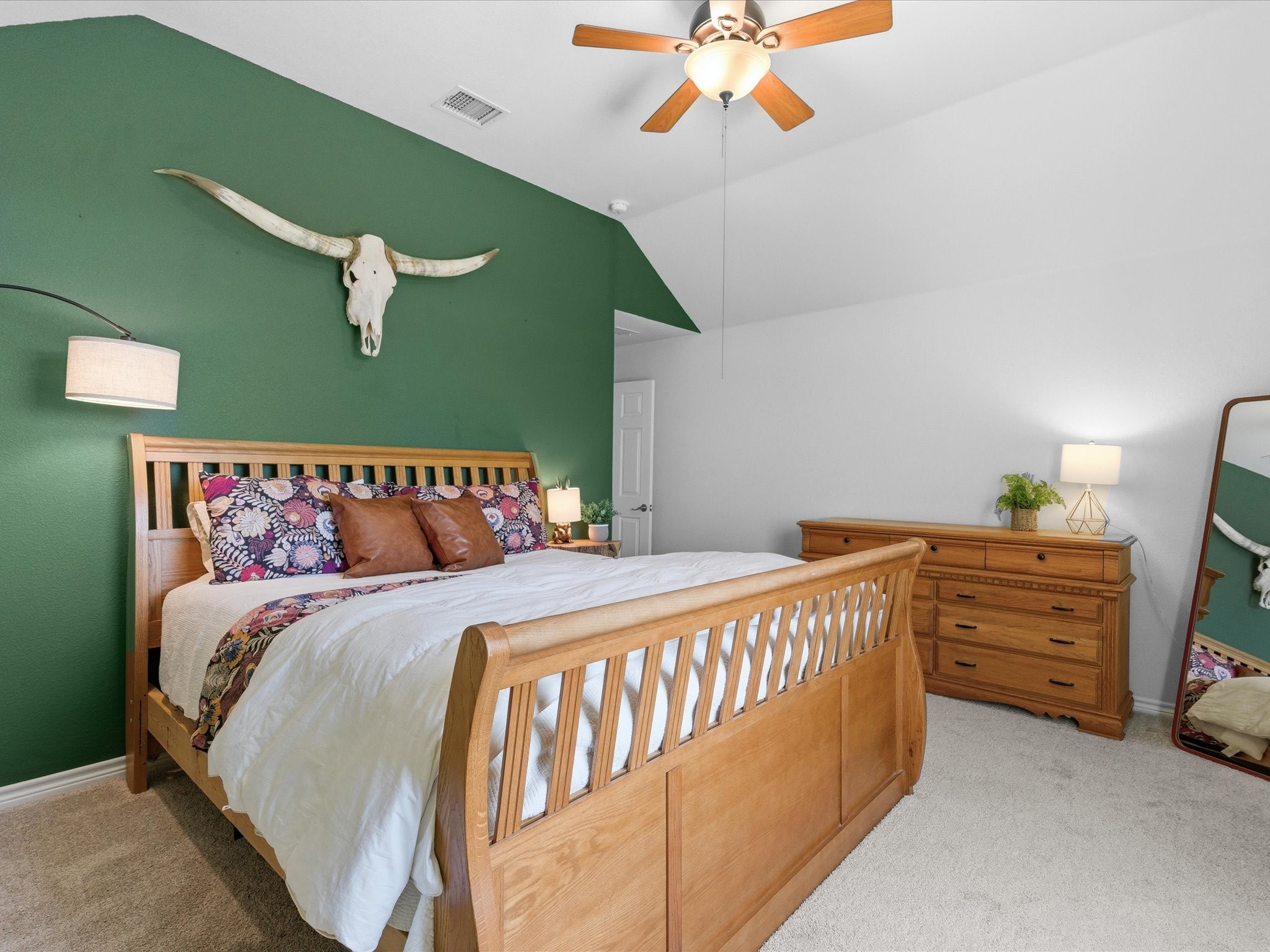 2612 Stallions Lane
