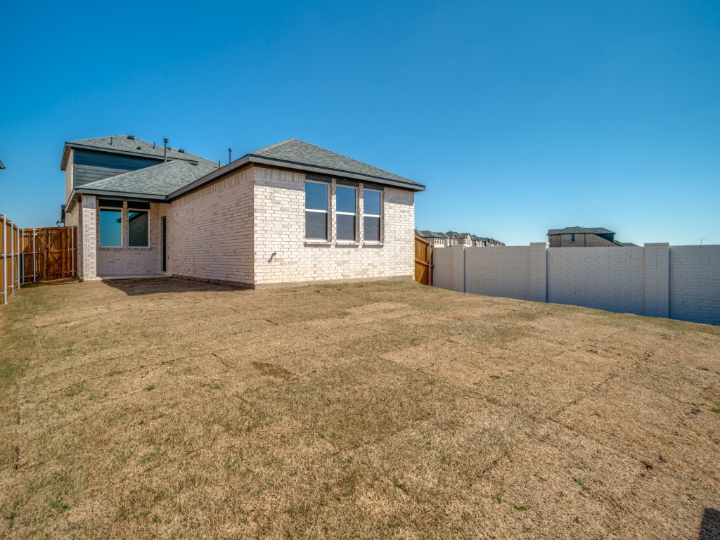 841 Santa Lucia Drive