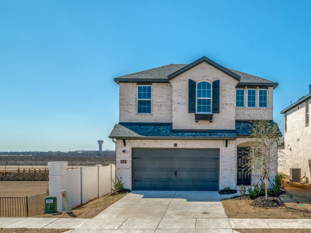 841 Santa Lucia Drive