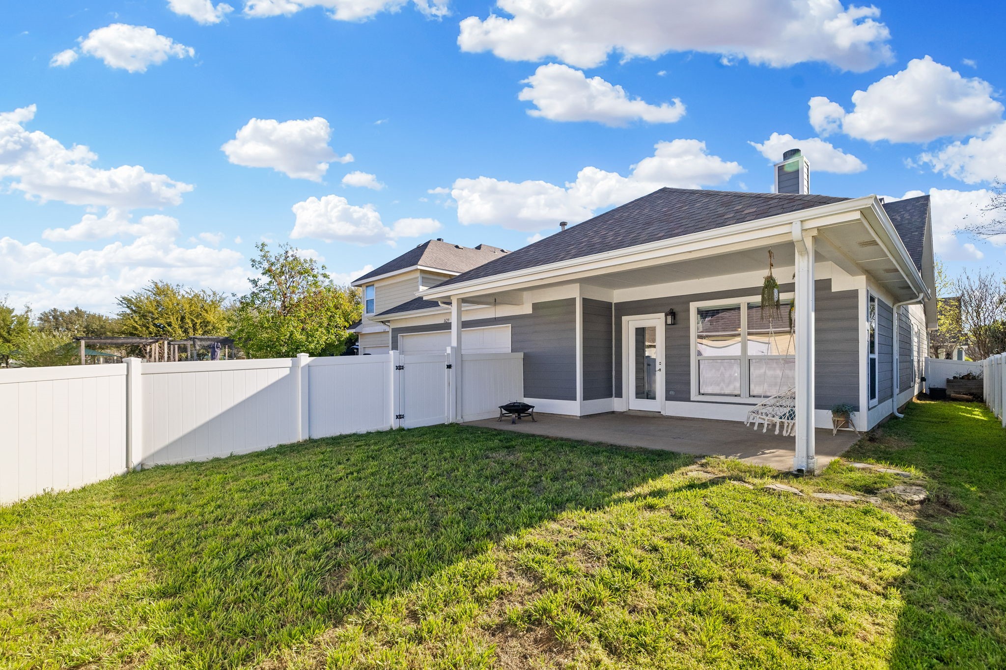 1629 Angel Lane