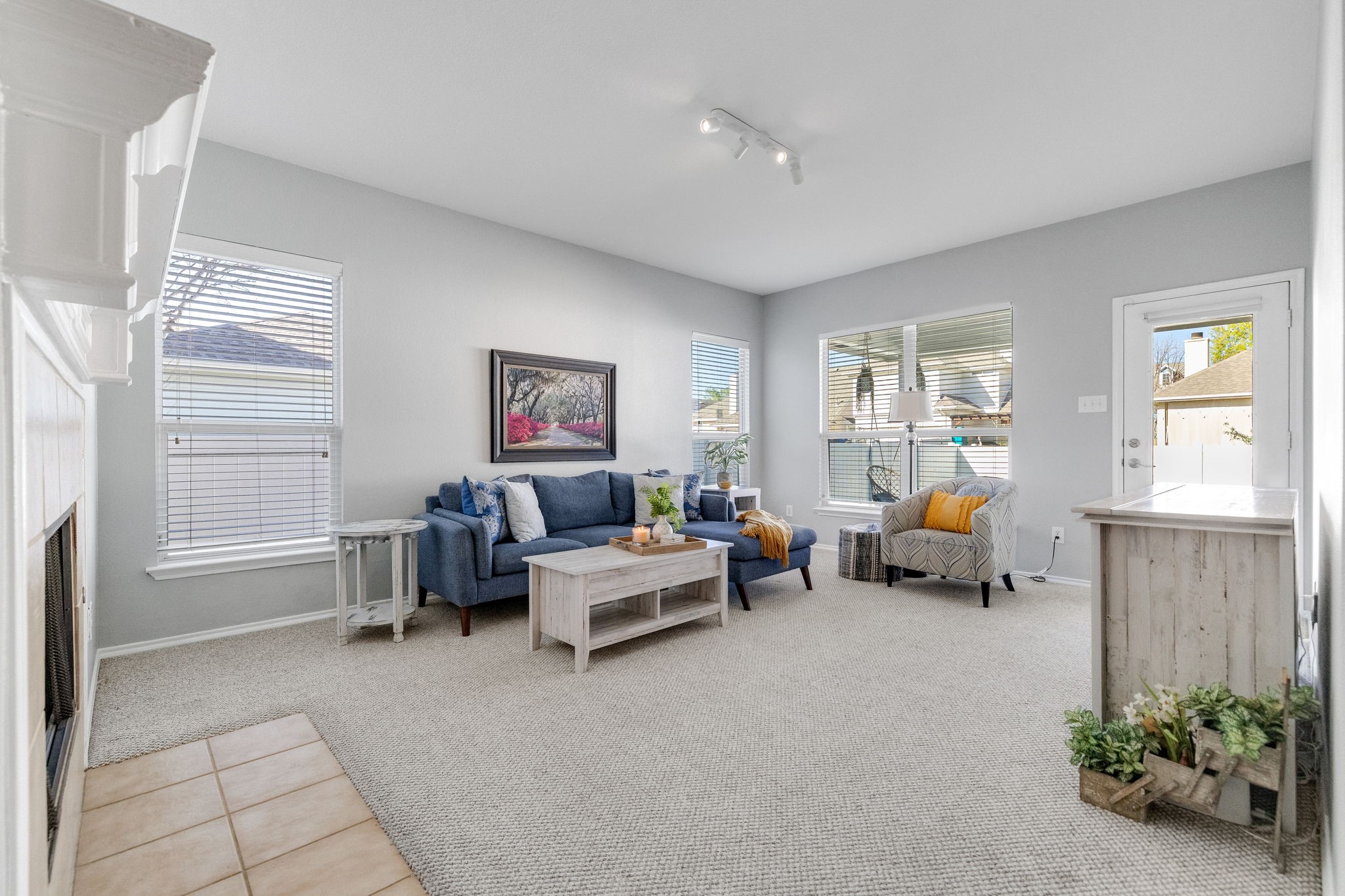 1629 Angel Lane
