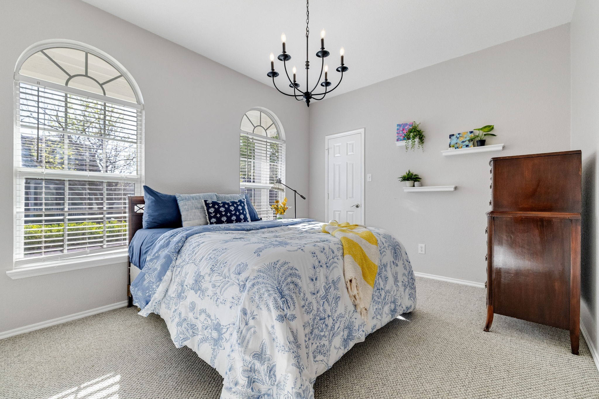 1629 Angel Lane